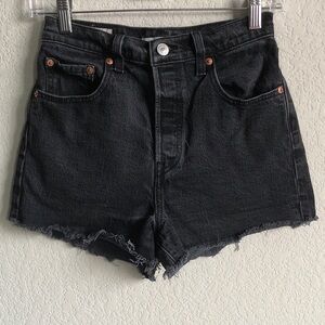 Levi’s Ribcage Shorts Denim Jean Button Fly Black Wash Cutoff Distressed 25